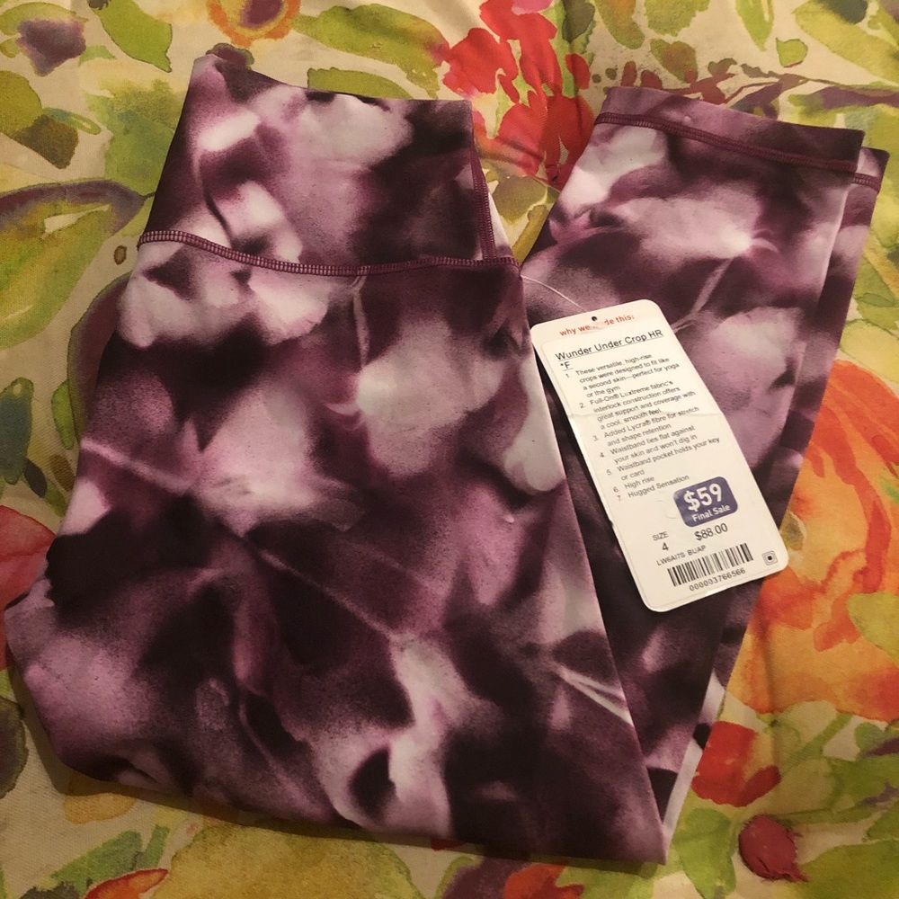 NWT lululemon High Rise Wunder Under Crop